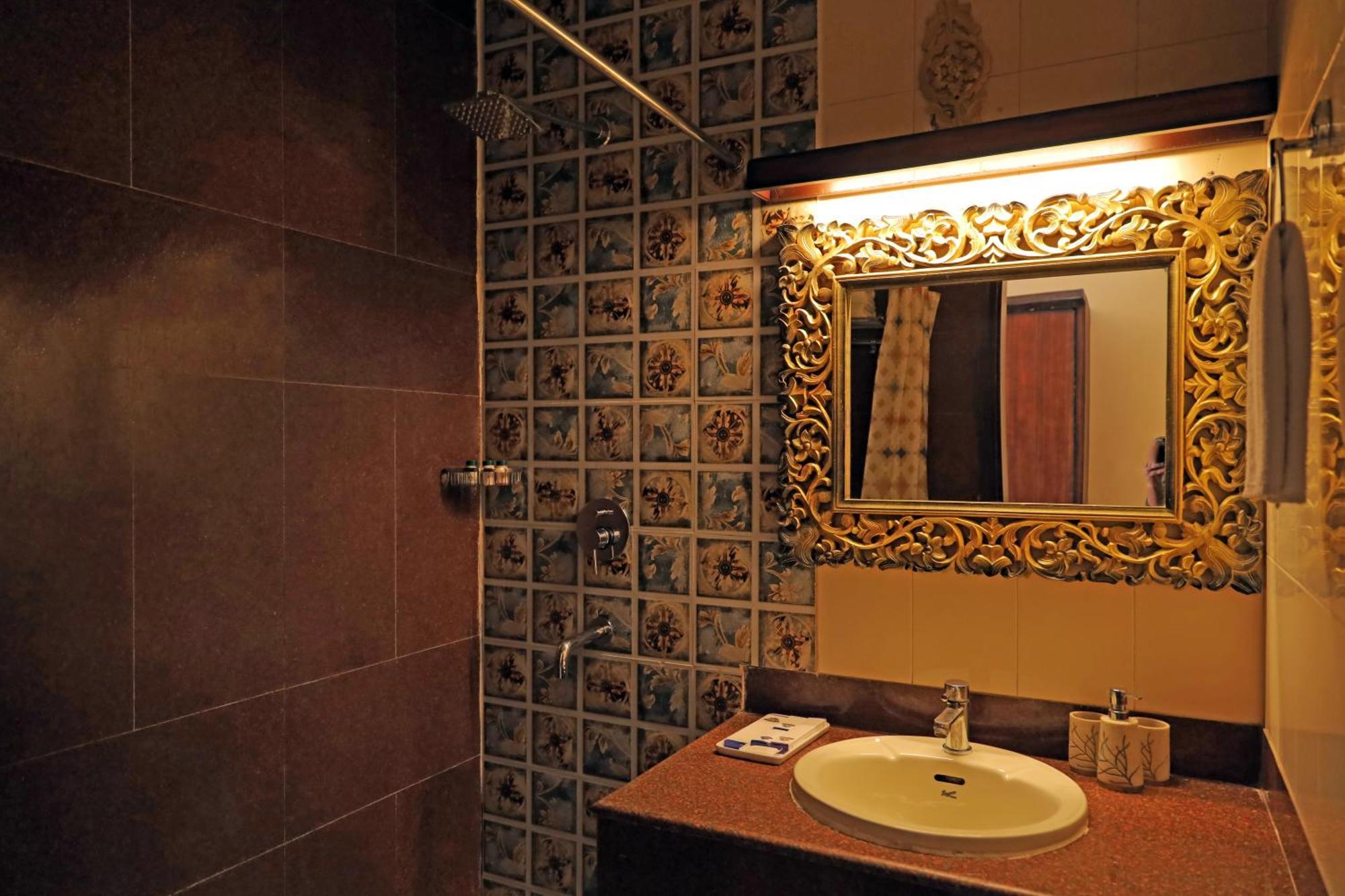 The Neeraj Ganga Heritage Palace Rishīkesh Eksteriør bilde